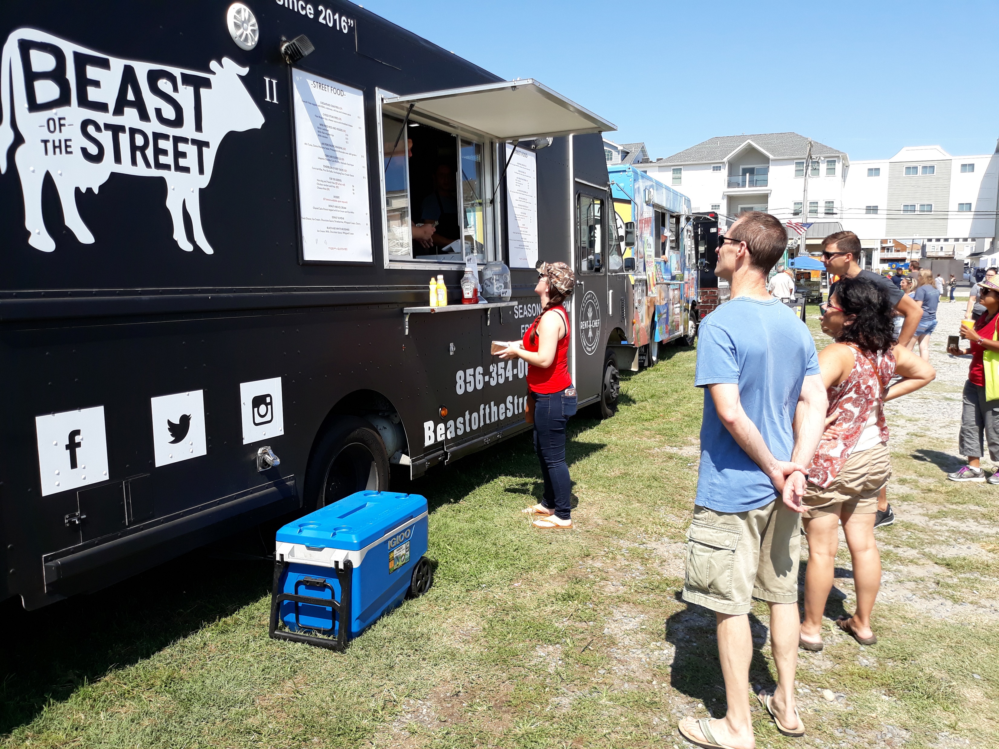 Sea Isle Food Truck Festival Provides Delicious Meals on Wheels Sea